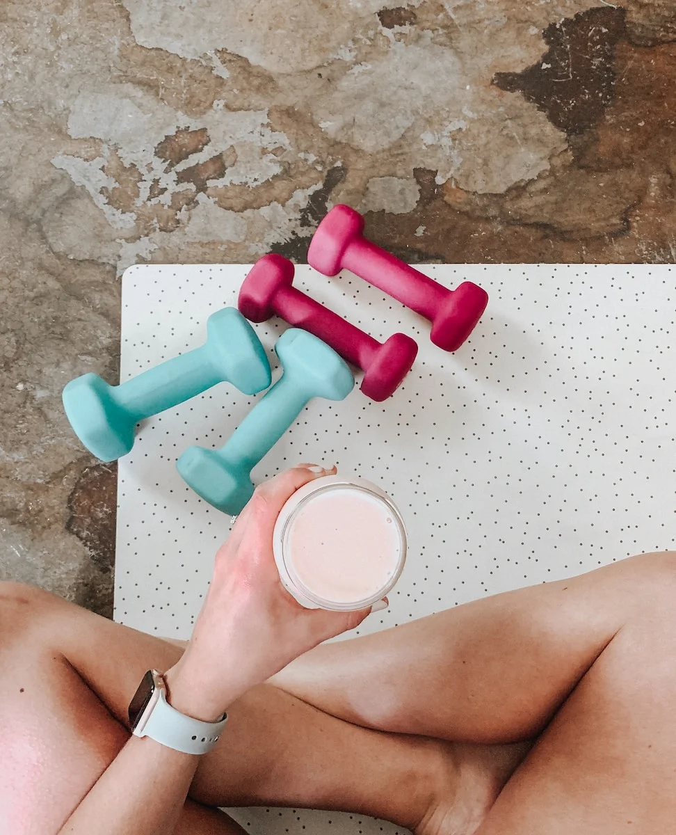 14 Exercises to Improve your Posture if you work all day